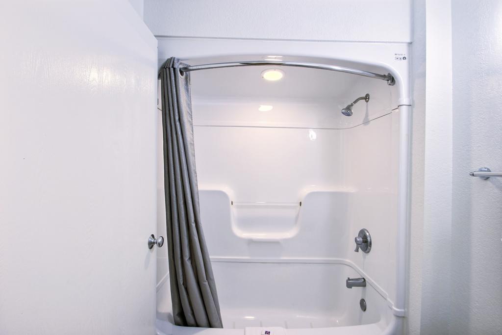 Motel 6 Milwaukee West - Brookfield Szoba fotó